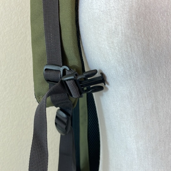 Helly Hansen Stockholm green backpack - Picture 3 of 7